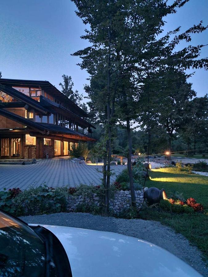 Guest House Mala Prica Zivinice Zewnętrze zdjęcie