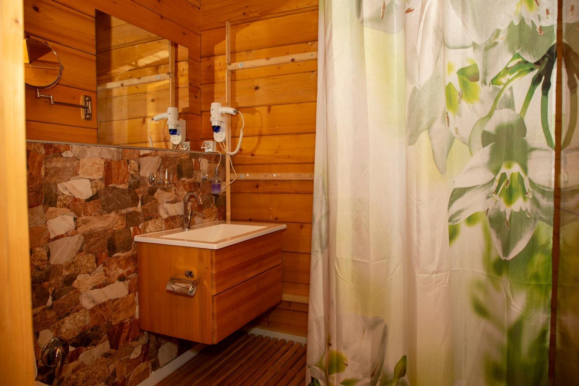 Guest House Mala Prica Zivinice Zewnętrze zdjęcie
