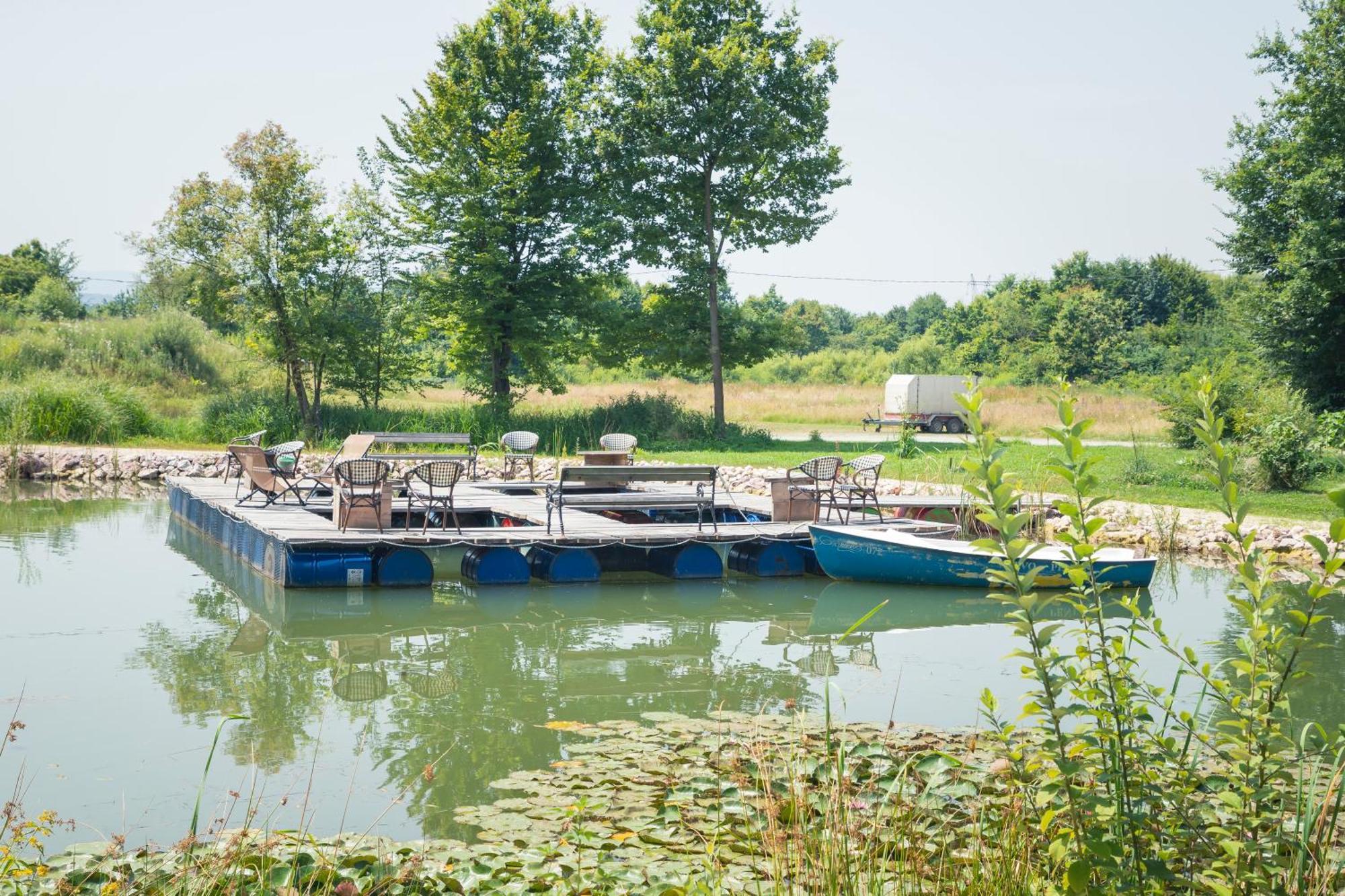 Guest House Mala Prica Zivinice Zewnętrze zdjęcie