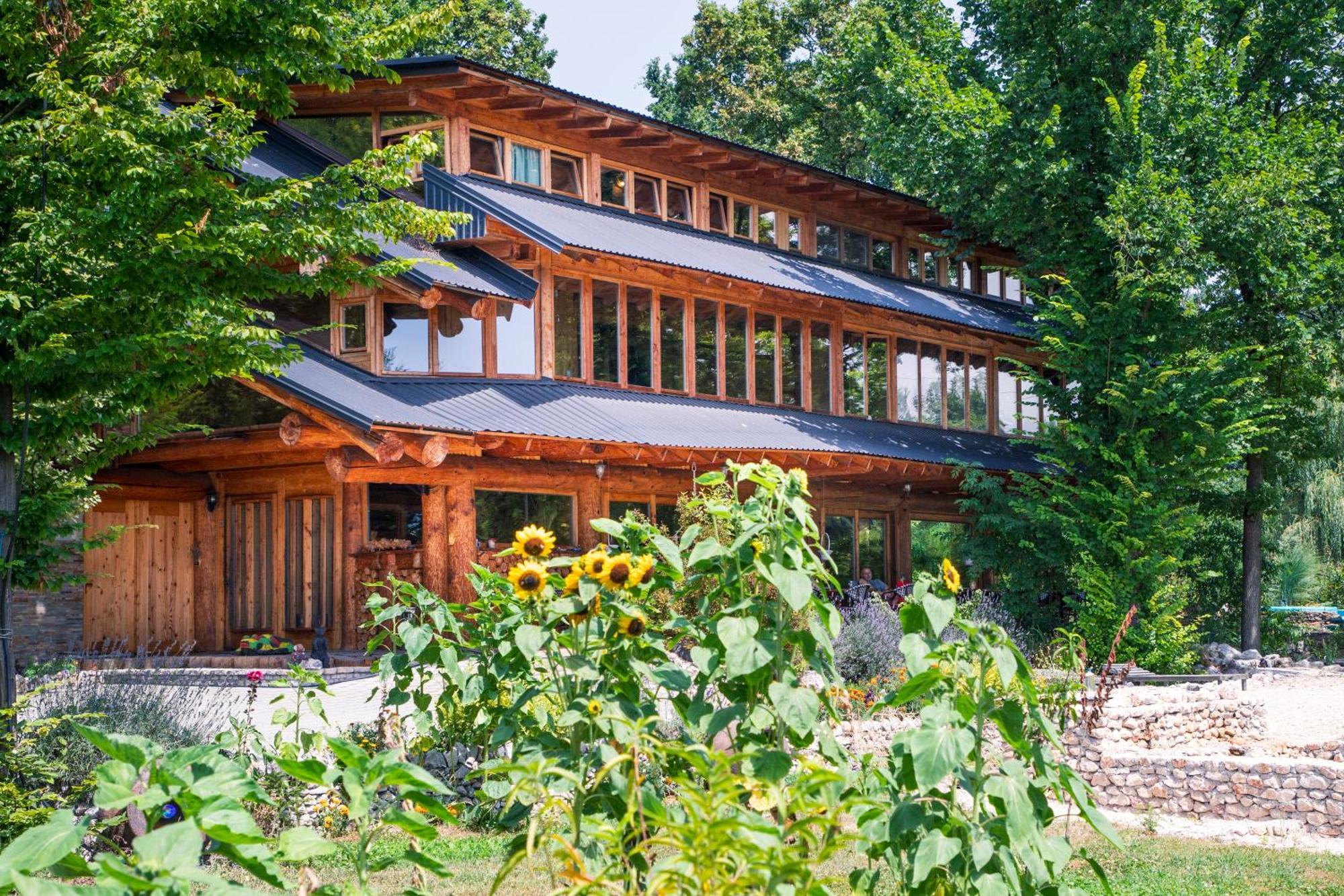 Guest House Mala Prica Zivinice Zewnętrze zdjęcie